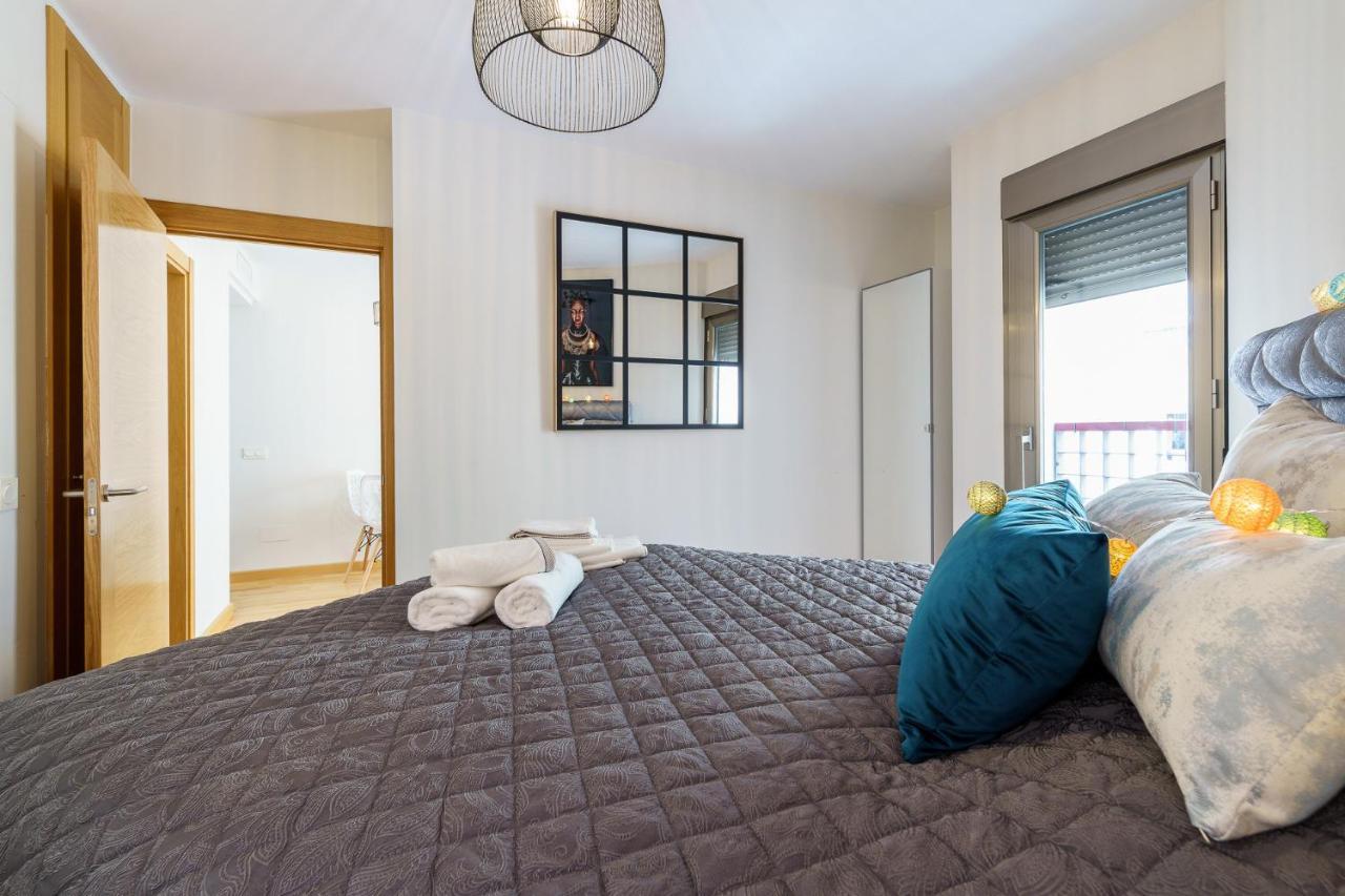 Malagasuite Cozy Center Apartment & Parking Kültér fotó